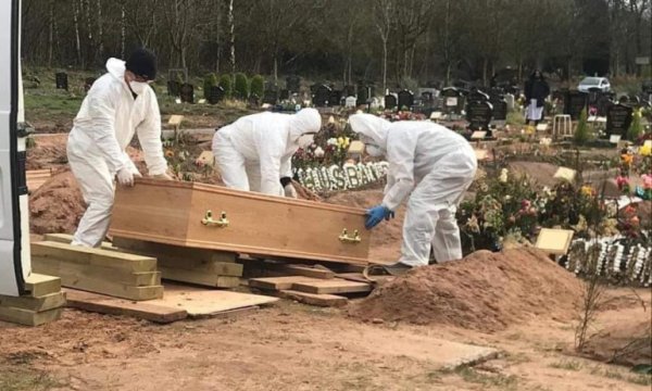İtalya'da Kovid-19'dan ölenlerin sayısı 24 saatte 969 kişi arttı