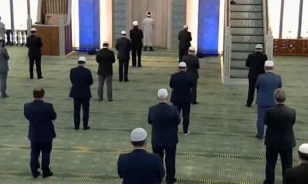 Diyanet'ten yeni cuma namazı kararı