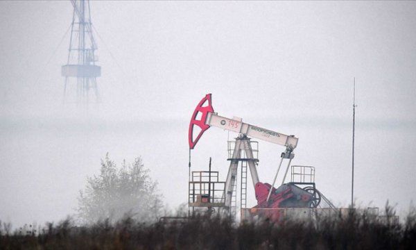 Petrolün varil fiyatı 22,61 dolara kadar düştü