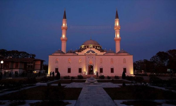 ABD'de Berat Kandili canlı yayında kutlandı