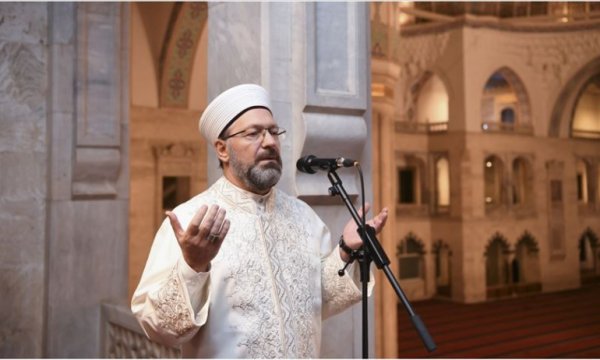 Diyanet'ten Berat Kandili mesajı