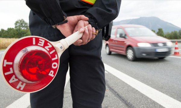 Almanya sınır kontrollerinin süresini uzattı