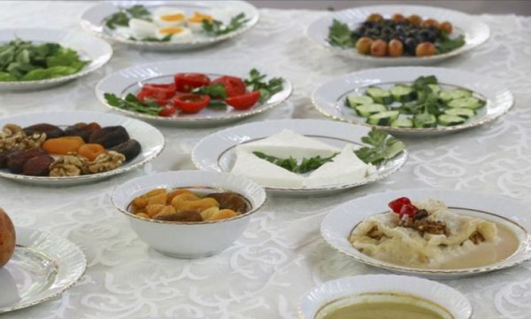 Ramazan dengeli ve planlı beslenmeyle sağlığa sağlık katıyor