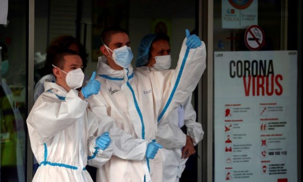 İspanya'da Kovid-19 sürecinde 'kademeli normale geçiş takvimi' açıklandı