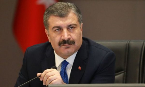 Türkiye'de Covid-19 nedeniyle hayatını kaybedenlerin sayısı 48 arttı