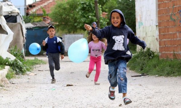 14 yaş altı çocuklar uzun zaman sonra bugün ilk kez sokağa çıktı 