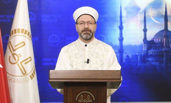 Diyanet İşleri Başkanı Erbaş'tan 'bayram namazı' açıklaması