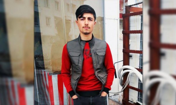 Kürtçe müzik dinlediği için saldırıya uğrayan genç kalbinden bıçaklanarak öldürüldü