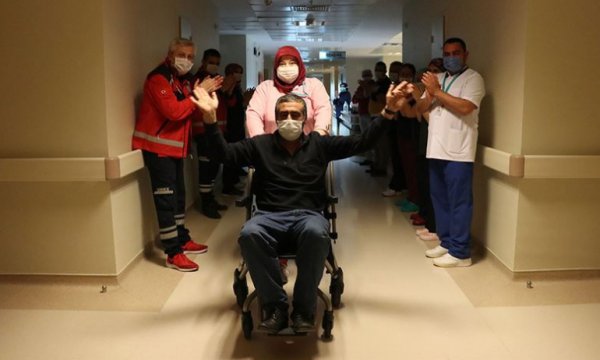 Türkiye'nin koronavirüsle mücadelesinde son 24 saatte yaşananlar
