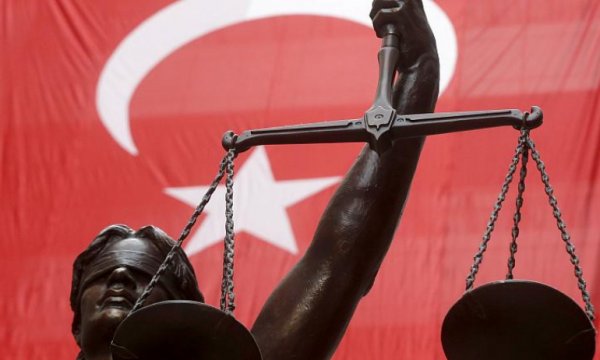  OdaTV davasında üç gazeteci tahliye edildi