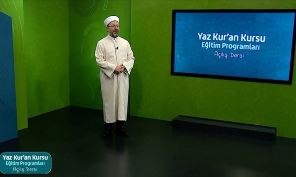 Diyanet'in uzaktan eğitimle 6 hafta sürecek 'Yaz Kur'an Kursları' Diyanet TV'de başladı