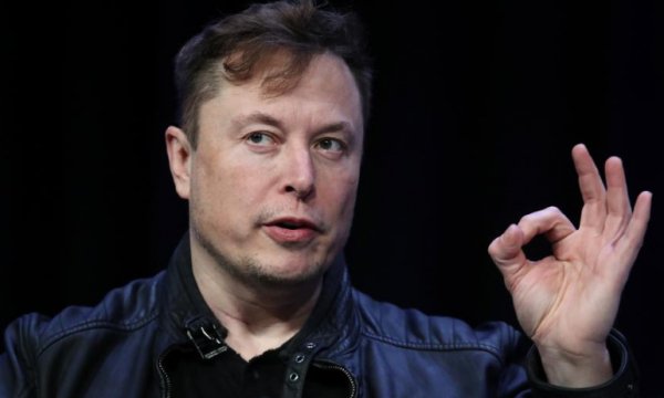 Elon Musk’tan insan beyni için çip