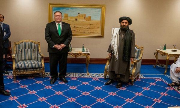 ABD Dışişleri Bakanı Mike Pompeo, Taliban liderleri ile görüştü