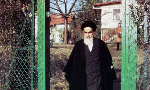 İmam Humeyni ve Hatıralar 6 - İlk adımı İmam Humeyni atardı...
