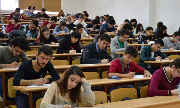 YÖK’ten azami sürelerini dolduran öğrencilere ek sınav hakkı