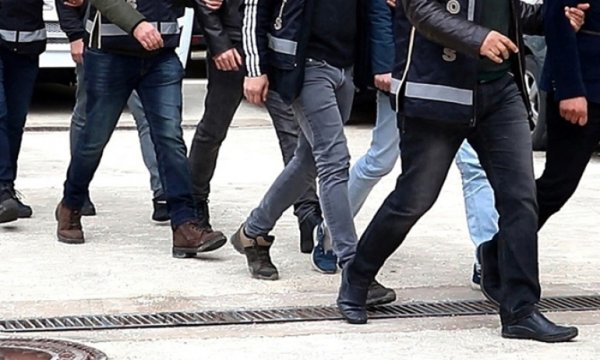 İstanbul merkezli 21 ilde 'FETÖ' operasyonu