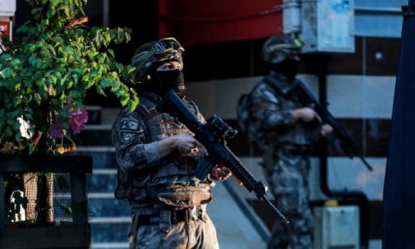 28 ilde suç örgütlerine yönelik operasyon başlatıldı