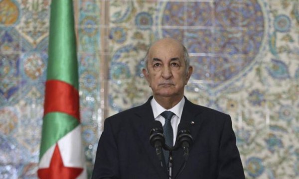 Cezayir Cumhurbaşkanı Tebbun: Fransa 4 bin kişiyi camide infaz etti