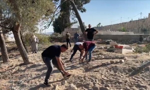 İsrail'in şehitlere tahammülü yok! Kemiklerini mezardan çıkarttılar