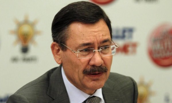 Melih Gökçek'i zora sokacak sözler: FETÖ, Ankara'da zirvesini yaşadı!