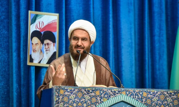 Tahran'da aylar sonra ilk cuma namazı kılındı: ABD kaybetmeye mahkum