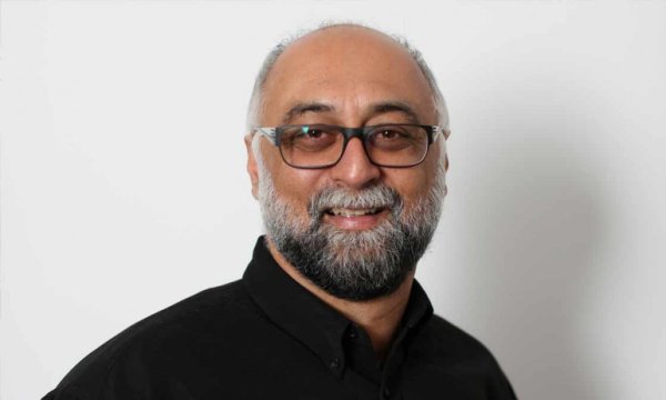 'Müslümanlar arasındaki bölünmenin dini değil siyasi kökleri vardır'