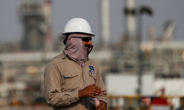 Suudi rejimi ayda 6 milyon varil Yemen petrolünü nasıl yağmalıyor?
