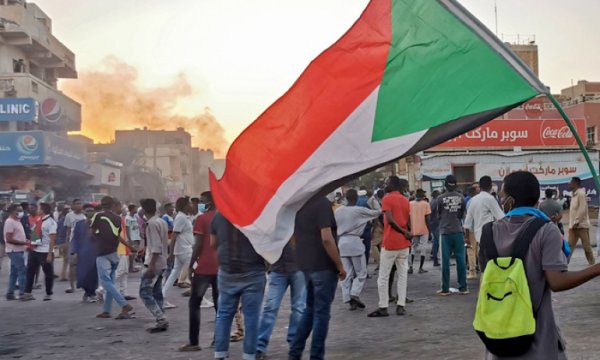 Sudan'da darbeci güçlerin müdahalelerinde ölen sivillerin sayısı artıyor