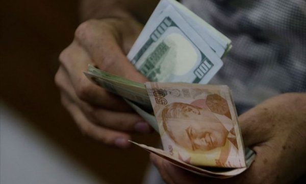 1 dolar 12,4846 TL oldu