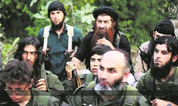 IŞİD'li itirafçı: "Suriye'ye geçerken Türk askerleri çantalarımızı bile taşıdı"