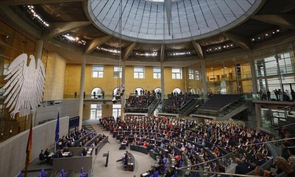 Almanya’da Merkel’den sonraki dönemi şekillendirecek yönetim belli oldu