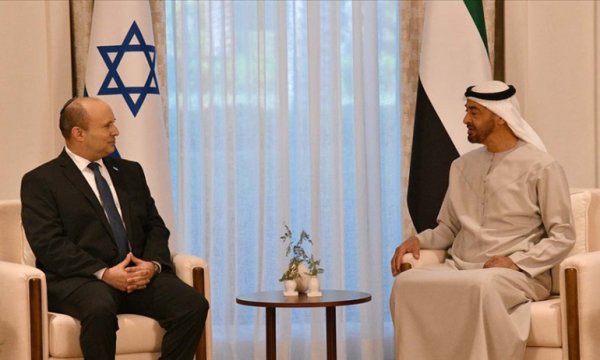 İsrail Başbakanı BAE'ye ilk ziyaretinde Abu Dabi Veliaht Prensi ile görüştü
