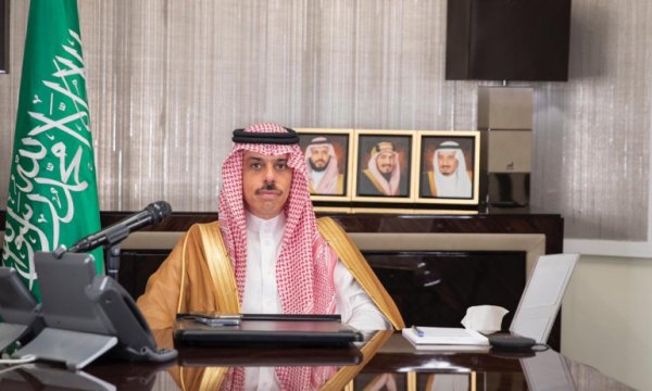Suudi Arabistan: İran ile her türlü diyaloğu kabul ediyoruz