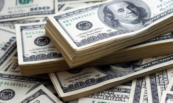 Tarihi rekorunu kıran dolar 14 lirayı aştı