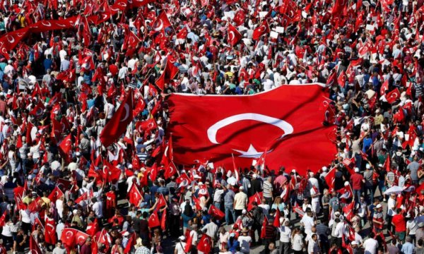 Türkiye, yeni yıla en umutsuz giren insanların yaşadığı üçüncü ülke