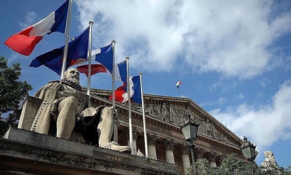 Fransa, Cezayir Bağımsızlık Savaşı'na ilişkin adli soruşturma arşivlerini açtı