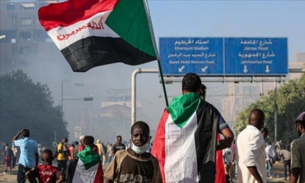 Sudan'da telefon ve internet hatları kesildi