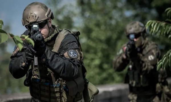 BM raporu: Blackwater'ın kurucusu Halife Hafter için operasyon planladı