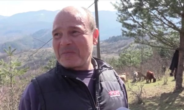 Almanya'dan köyüne dönen mühendis keçi yetiştiricisi oldu