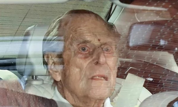 Kraliçe Elizabeth'in eşi Prens Philip taburcu oldu