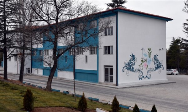 Madde bağımlısı gençler için 'Huzur Köy' inşa edildi