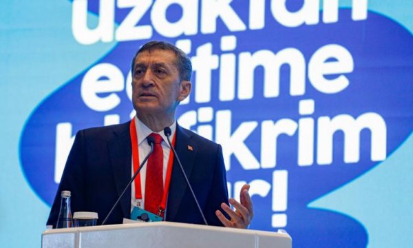 Milli Eğitim Bakanı Selçuk: Uzaktan eğitim kalıcı olacak
