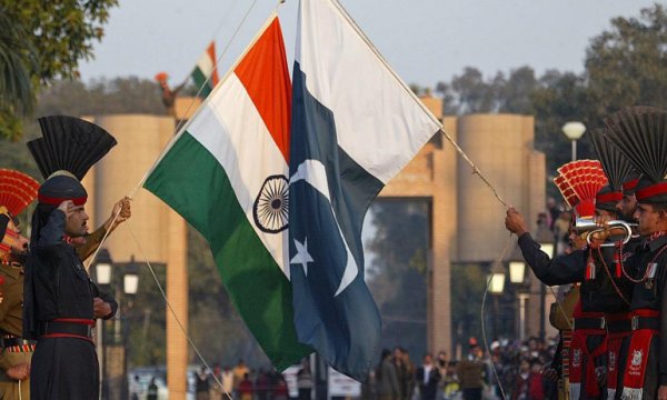 Pakistan-Hindistan diyaloğunda BAE arabuluculuğu iddiası
