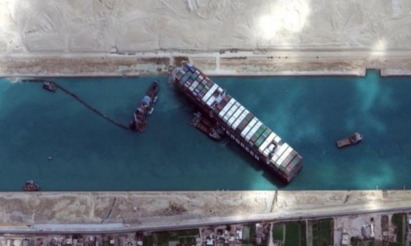 Süveyş Kanalı'ndaki bir haftalık kriz pahalıya patladı