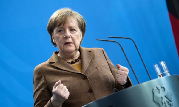 Merkel'den AİHM uyarısı: Kararlar acilen uygulanmalı