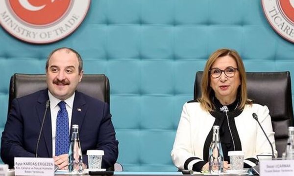Ruhsar Pekcan'ın, Sanayi ve Teknoloji Bakanlığı'ndan 1.4 milyon lira aldığı ortaya çıktı