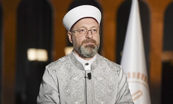 Diyanet İşleri Başkanı Erbaş: Namaza ne kadar önem veriyorsak zekata da o kadar önem vermeliyiz
