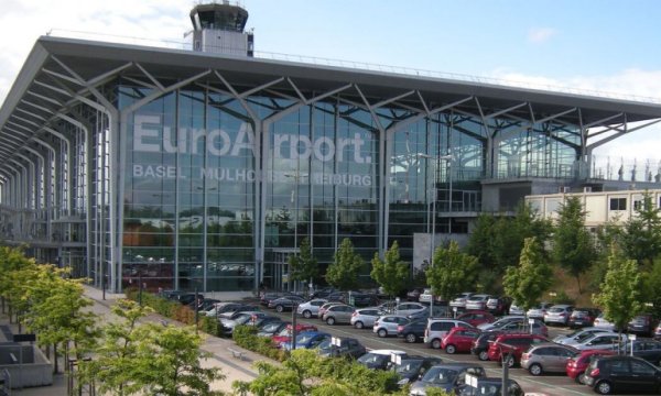 Fransa, Basel'e inen yolcuların Türkiye’de yapılan PCR testini kabul etmedi