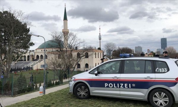 Avusturya'da Cami ve Müslümanlara ait eğitim merkezlerine fişleme 