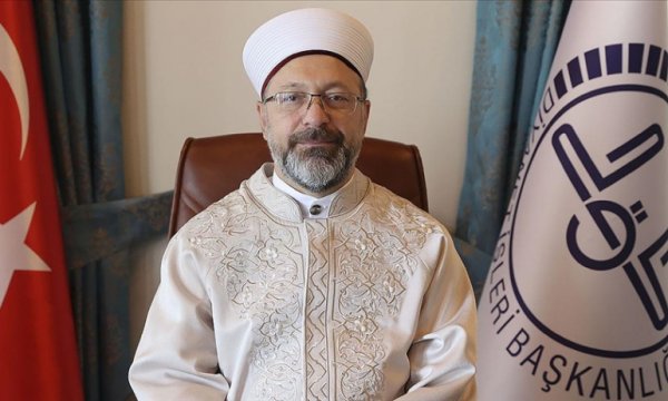 'Dijital platformlar hukuk, etik ve ahlak düzleminde sağlam bir zemine ihtiyaç duymaktadır'